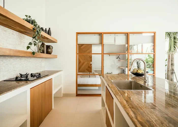 Luxe With Pool & Breakfast Prime Location アパート チャングー